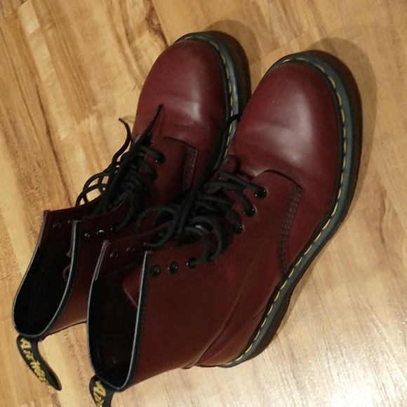 Dr. Martens Shoes - Cherry red smooth leather Dr martens 1460 boot - 9 L